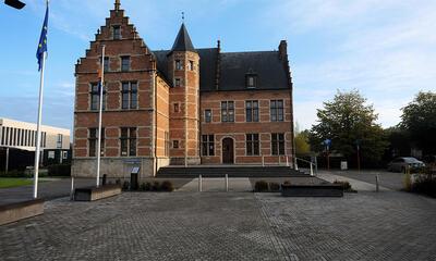 Gemeentehuis Sint-Gillis-Waas